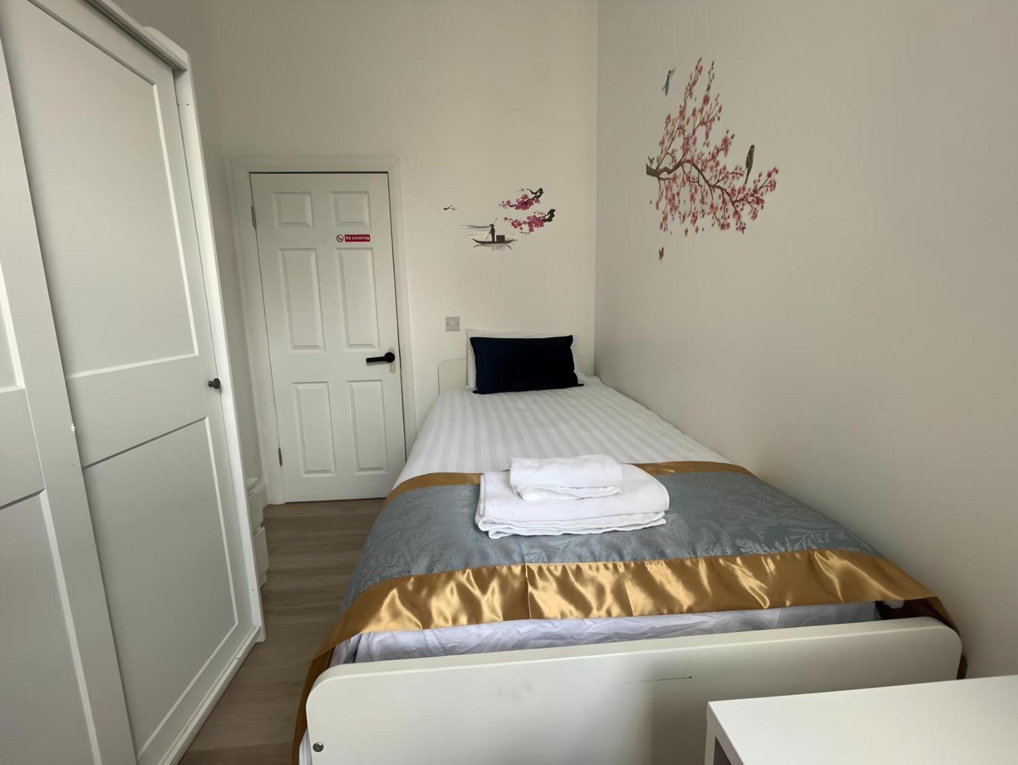 Cork City En-Suite Single Room Exterior photo